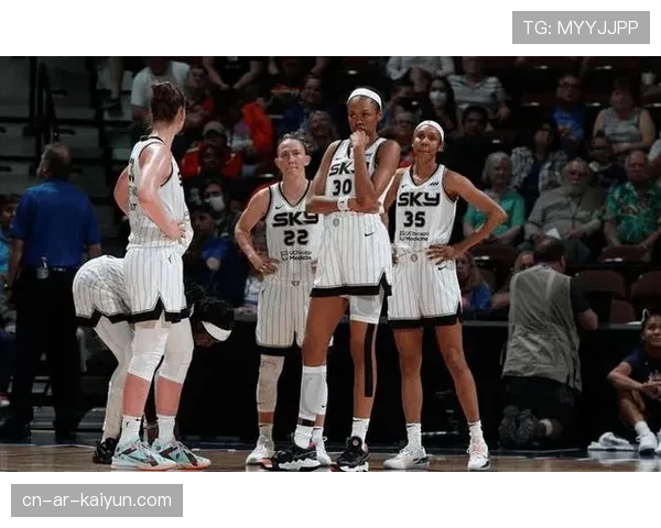 芝加哥天空对阵康涅狄格太阳，第三节打出17-0攻击波扭转局势